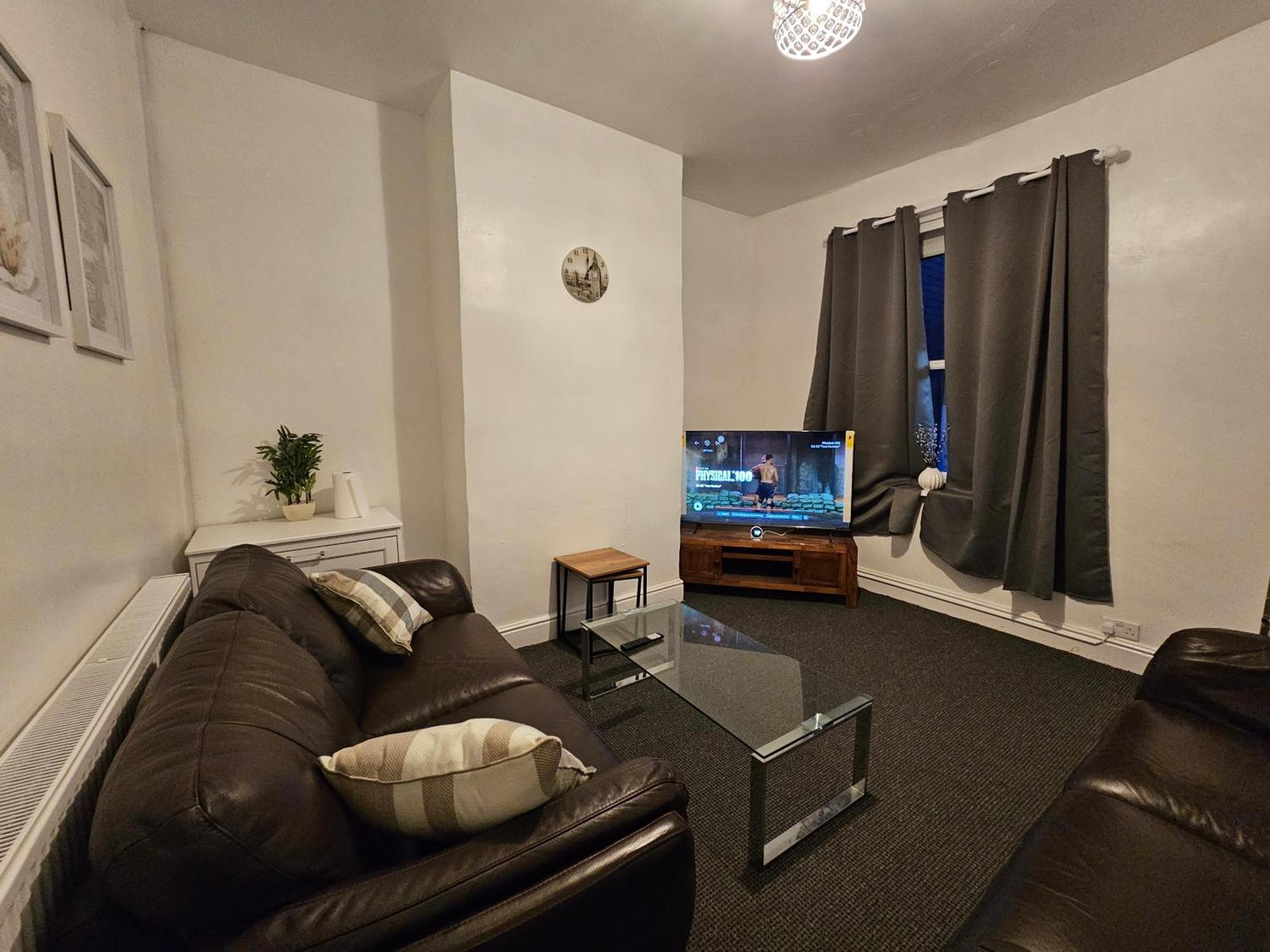 Convenient 3 Bed, Pr1 Near Uclan N Train Station Villa Preston  Exteriör bild